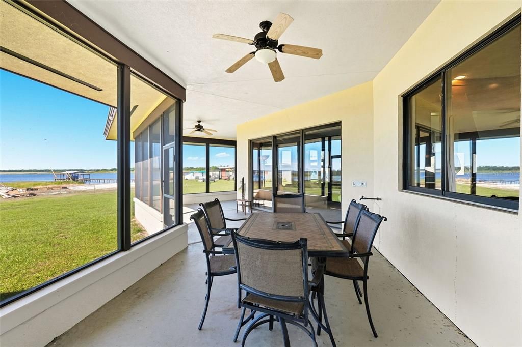 Dining room, Interior, Sun Room, Water