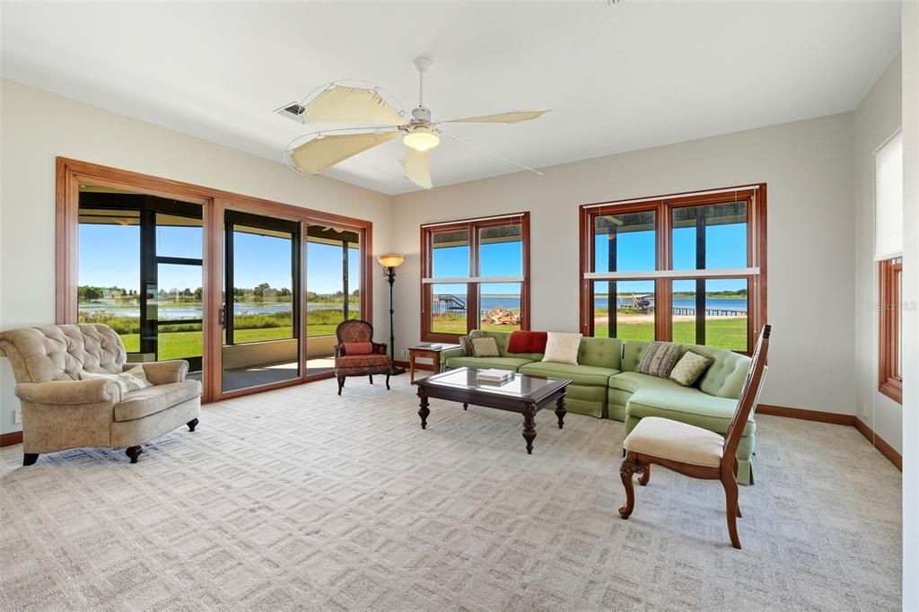 Interior, Living room, Water