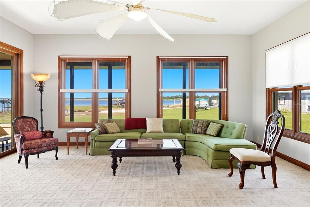 Interior, Living room, Water