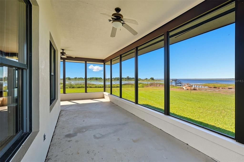 Interior, Sun Room, Water