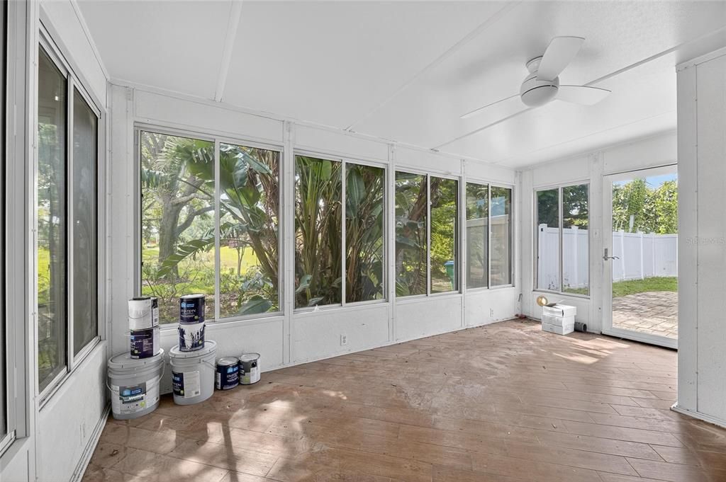 Interior, Sun Room, Wood Texture Flooring