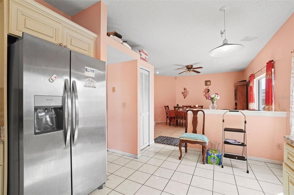 Dining room, Interior, Kitchen, Pendant Lights, Recessed Lighting