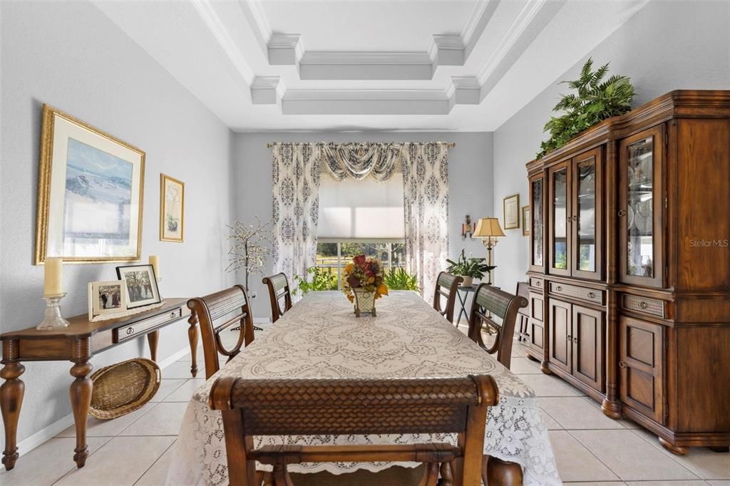 Dining room, Interior