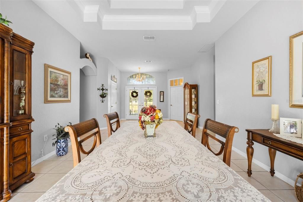 Dining room, Interior, Recessed Lighting