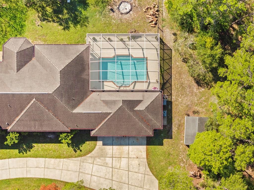 Exterior, Drone