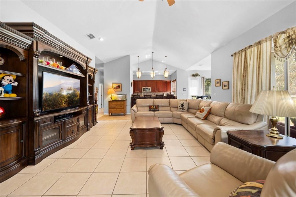 Interior, Kitchen, Living room, Pendant Lights, Recessed Lighting