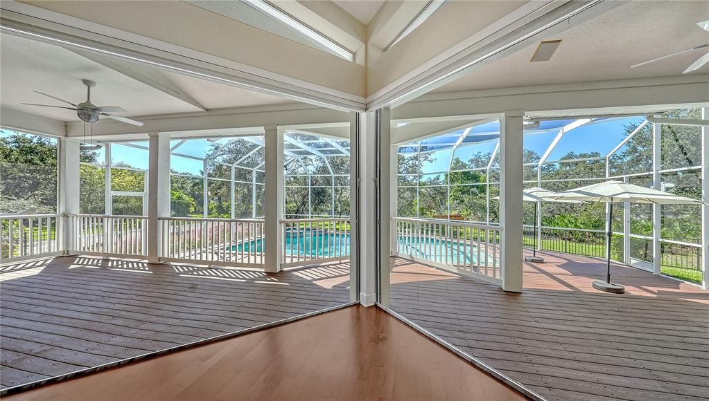 Interior, Sun Room, Wood Texture Flooring