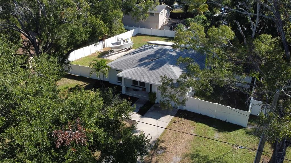 Exterior, Drone