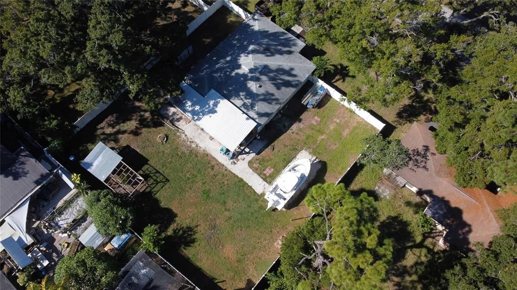 Exterior, Drone