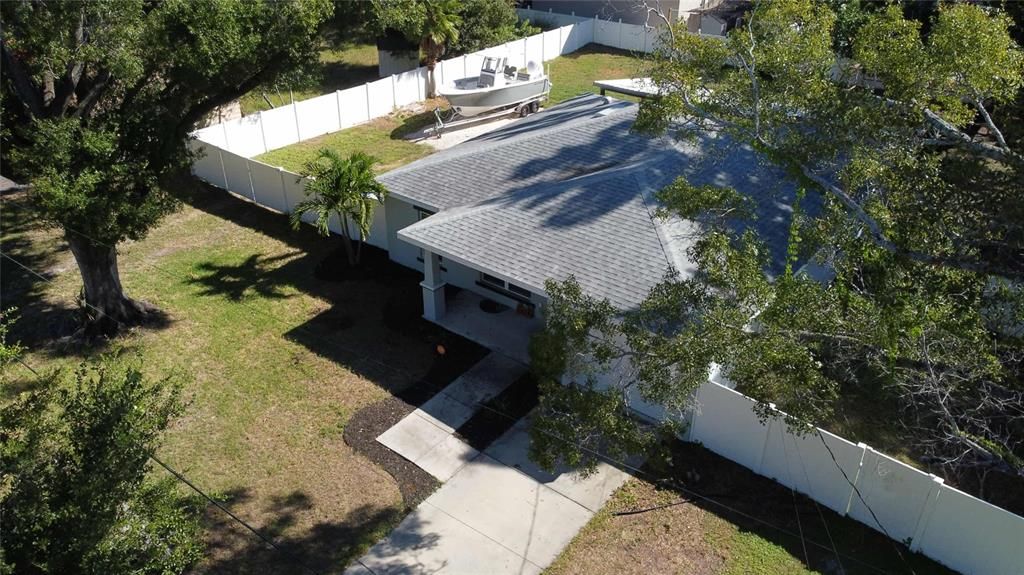 Exterior, Drone
