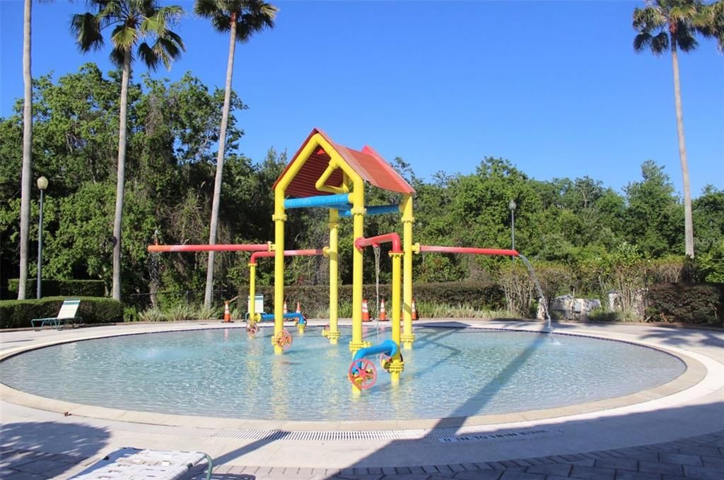 Exterior, Playground, Pool