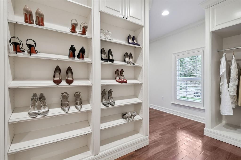 Interior, Recessed Lighting, Walk-in Closets, Wood Texture Flooring