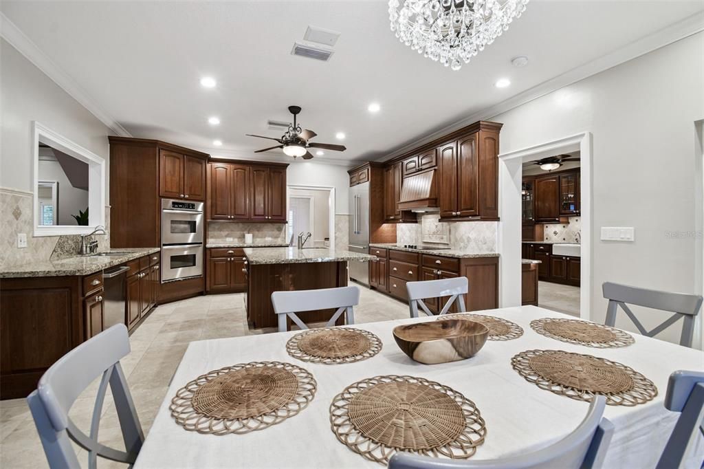 Chandelier, Dining room, Interior, Kitchen, Recessed Lighting