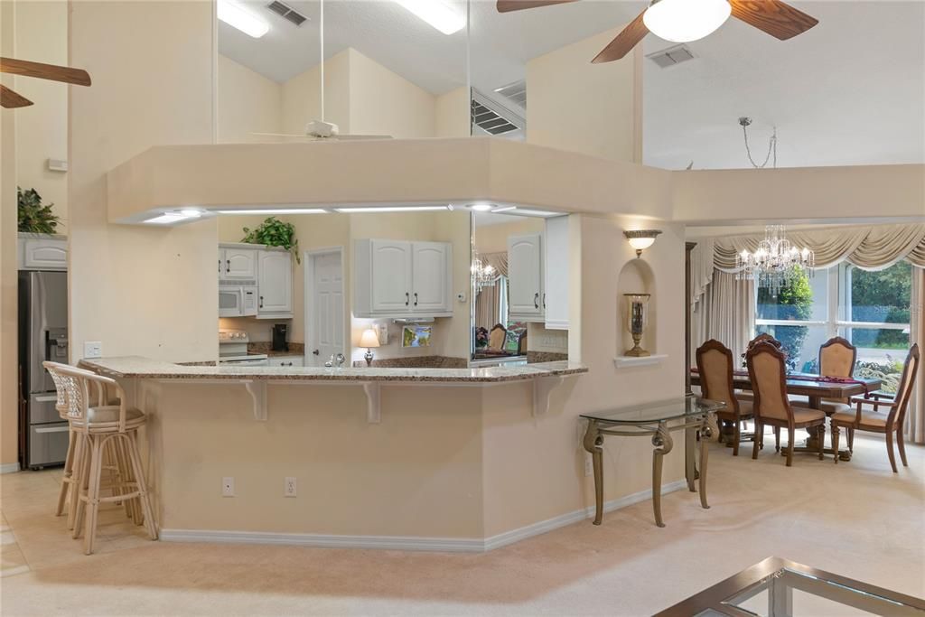 Chandelier, Dining room, Interior, Kitchen