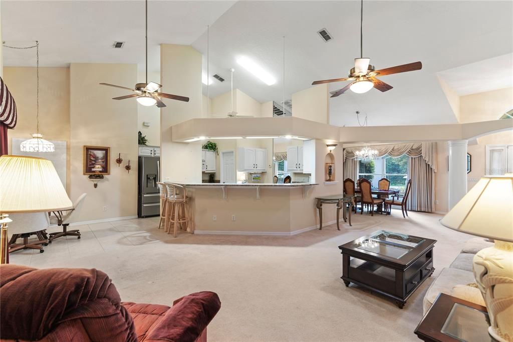 Chandelier, Dining room, Interior, Kitchen, Living room, Pendant Lights, Recessed Lighting