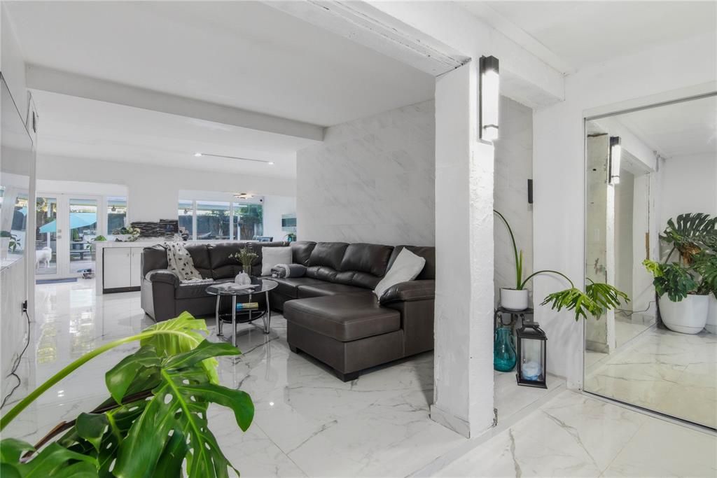 Interior, Living room, Marble, Marble Walls, Water
