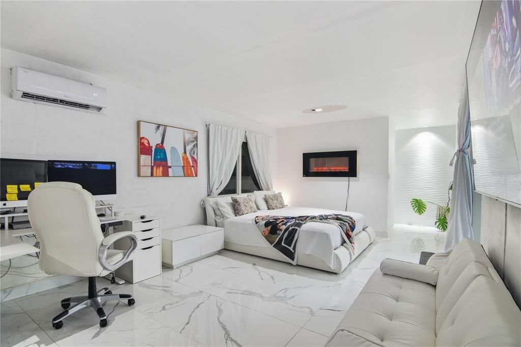 Bedroom, Home Office, Interior, Marble, Recessed Lighting