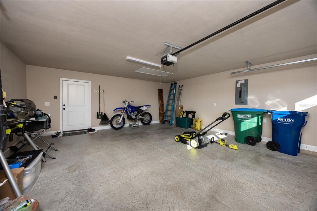 Fitness Equipment, Garage, Interior