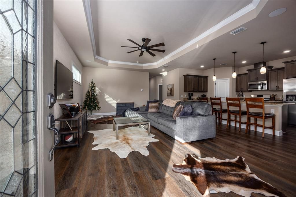 Interior, Kitchen, Living room, Pendant Lights, Recessed Lighting, Stainless Steel Appliances, Wood Texture Flooring