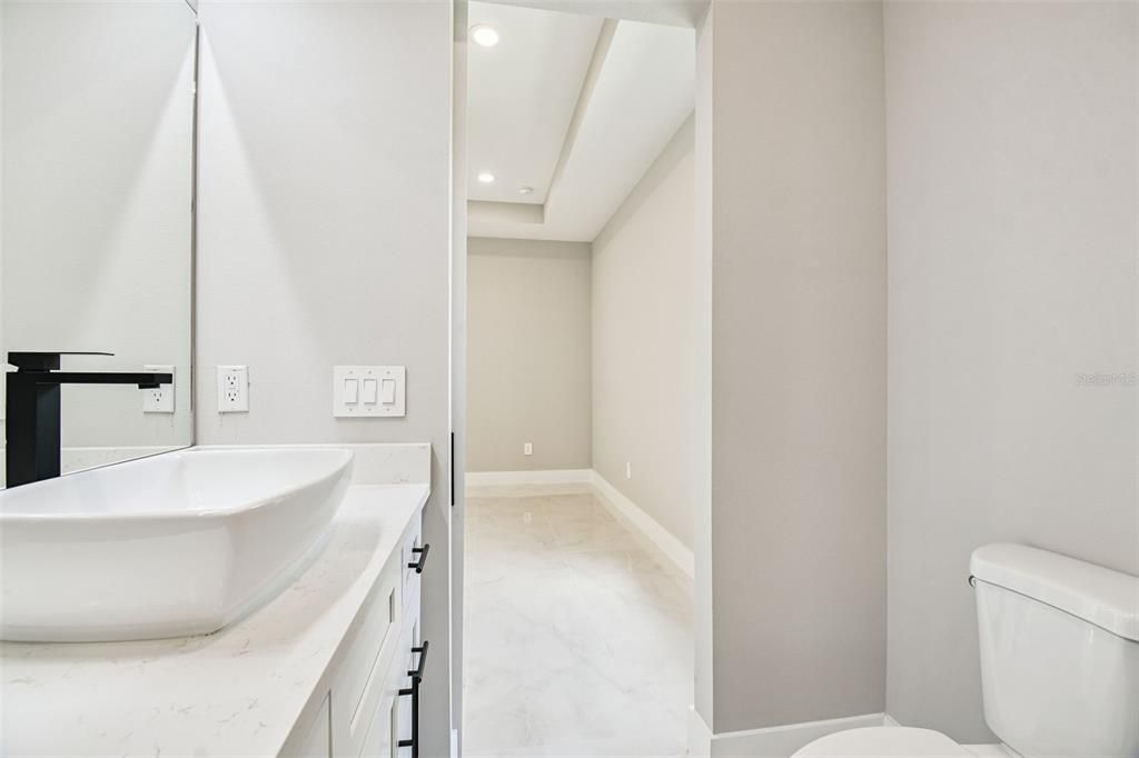 Bathroom, Interior, Marble, Recessed Lighting