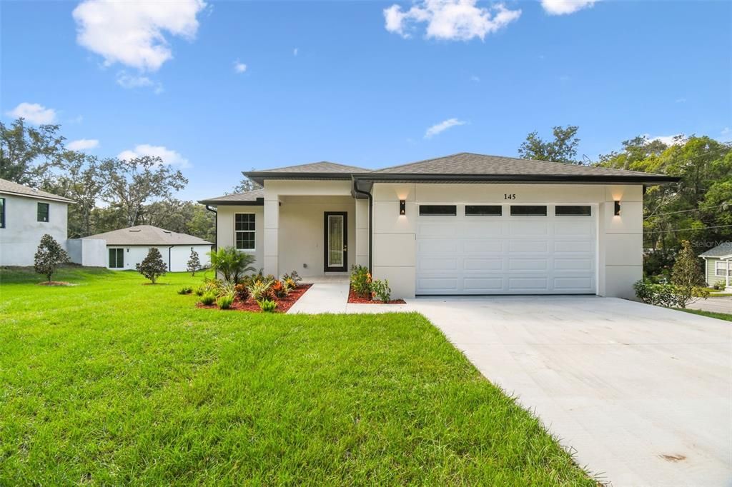 Attached, Backyard, Exterior, Facade, Ranch