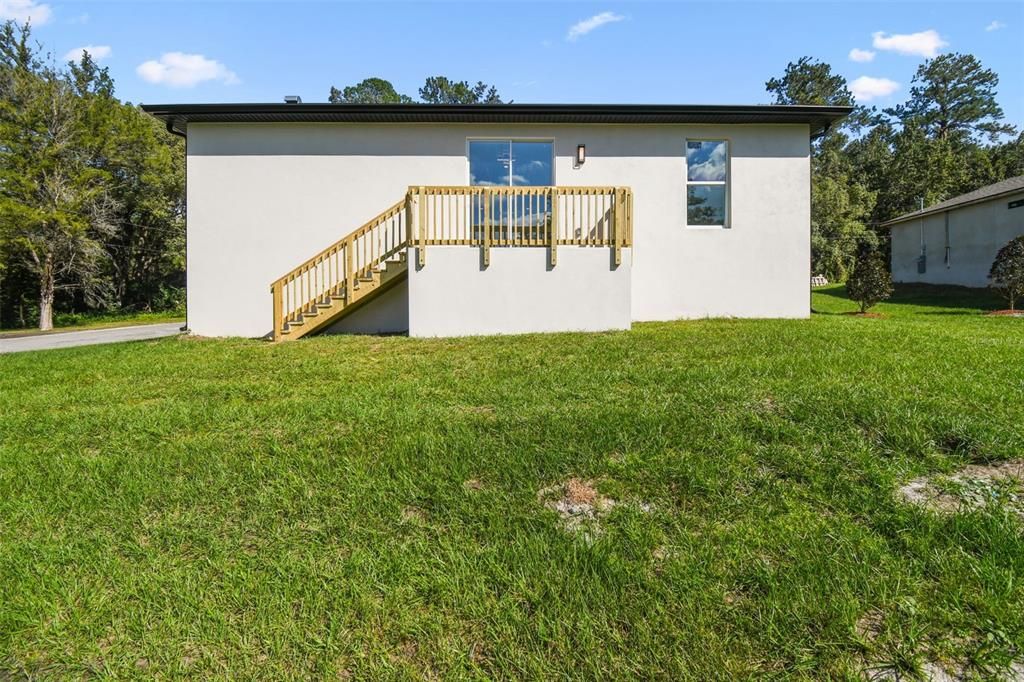 Backyard, Exterior