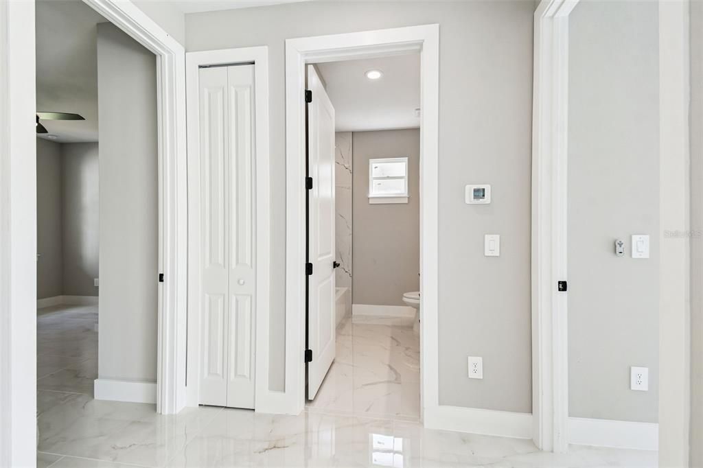 Bathroom, Interior, Marble, Recessed Lighting