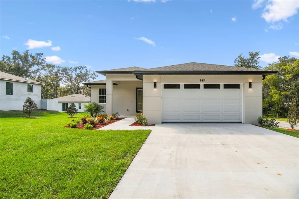 Attached, Backyard, Exterior, Facade, Ranch