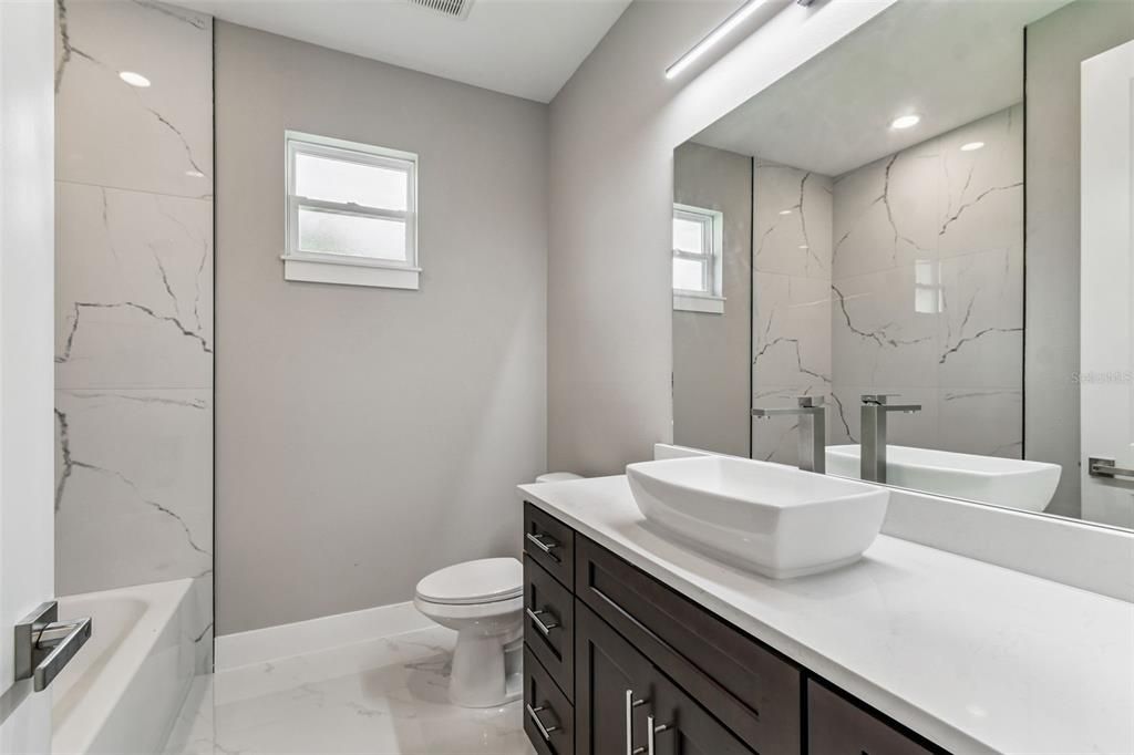 Bathroom, Interior, Marble, Marble Walls, Recessed Lighting