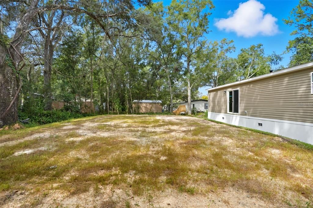 Backyard, Exterior