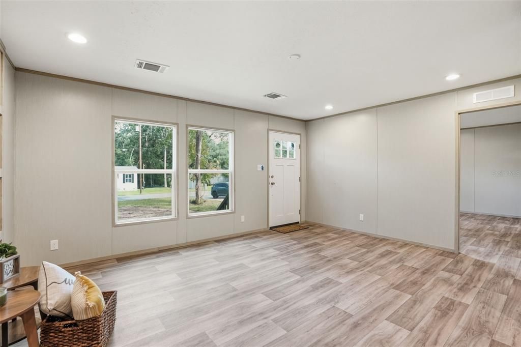 Empty room, Interior, Recessed Lighting, Wood Texture Flooring