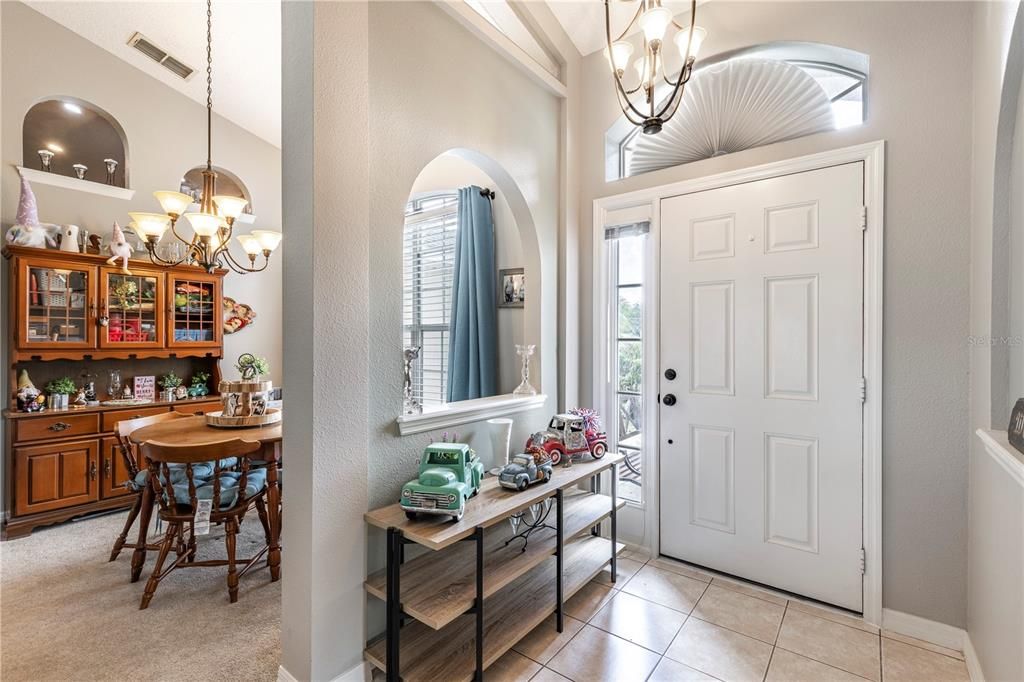 Chandelier, Dining room, Interior, Pendant Lights