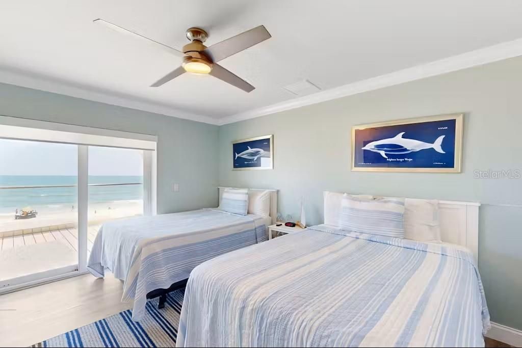 Bedroom, Interior, Water, Wood Texture Flooring