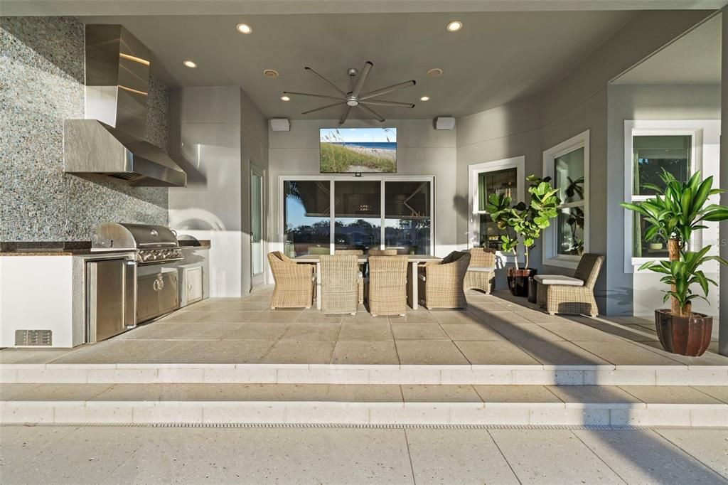Exterior, Outdoor Kitchen, Recessed Lighting