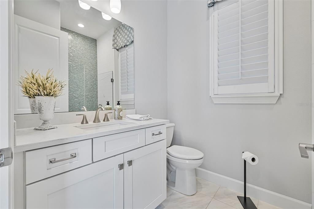 Bathroom, Interior, Recessed Lighting