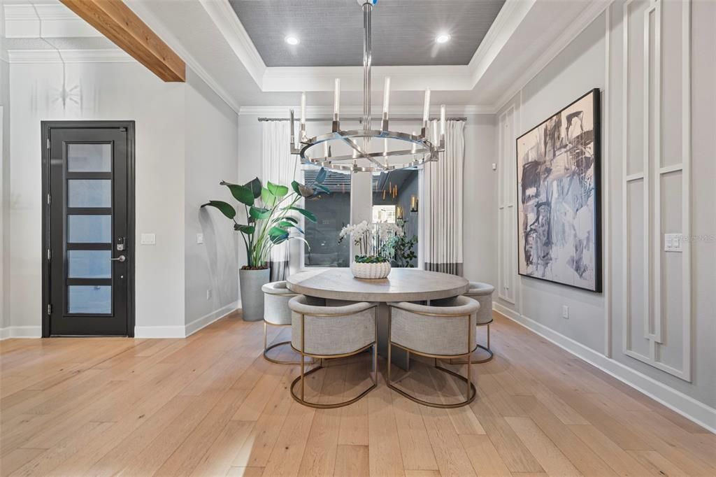 Chandelier, Dining room, Interior, Recessed Lighting, Wood Texture Flooring