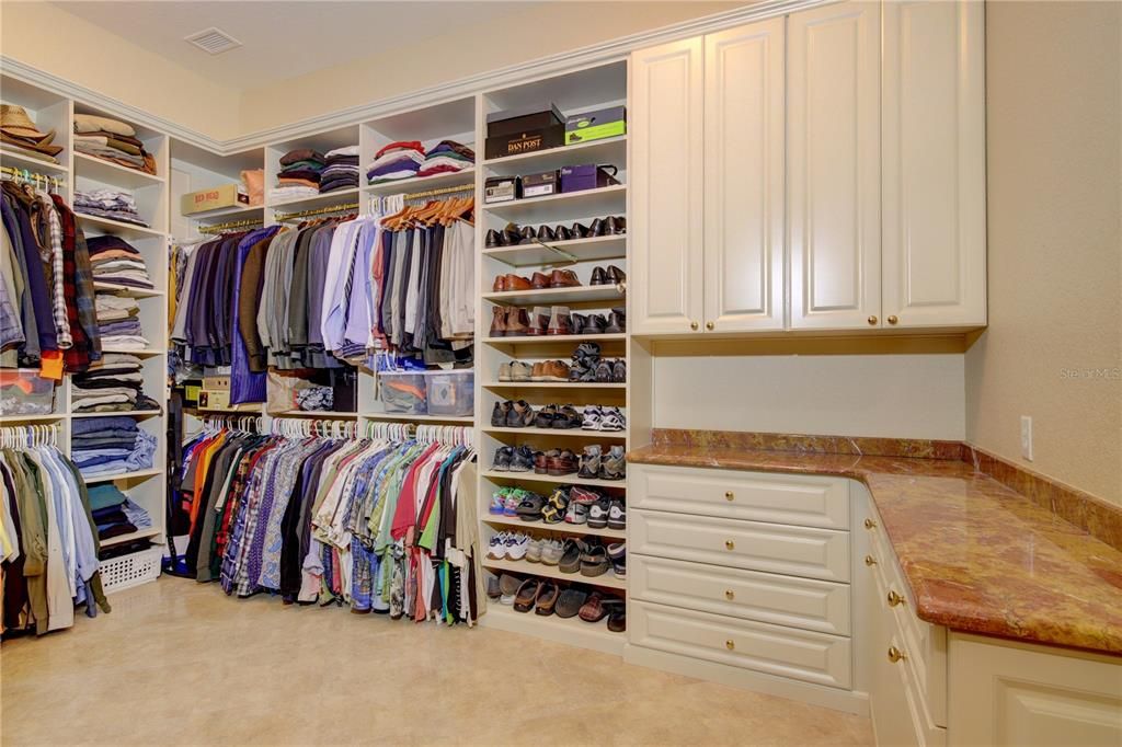 Interior, Walk-in Closets
