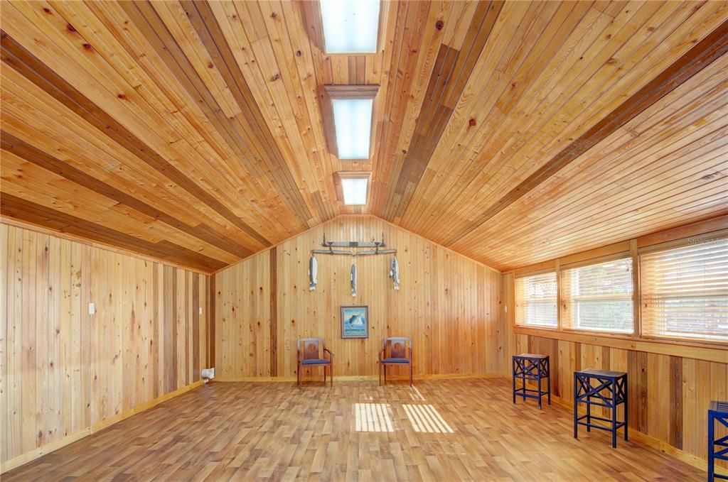 Empty room, Interior, Wooden Ceilings, Wood Texture Flooring, Wooden Walls