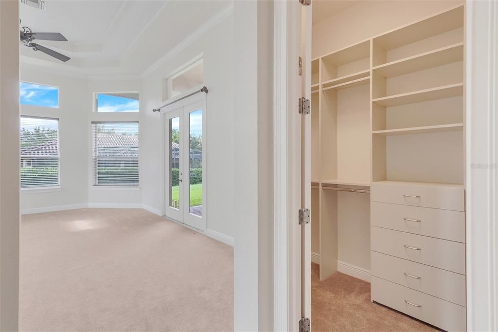 Interior, Walk-in Closets