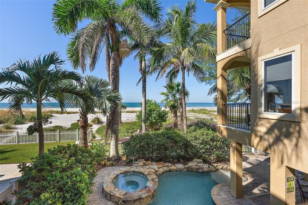 Exterior, Pool, Water
