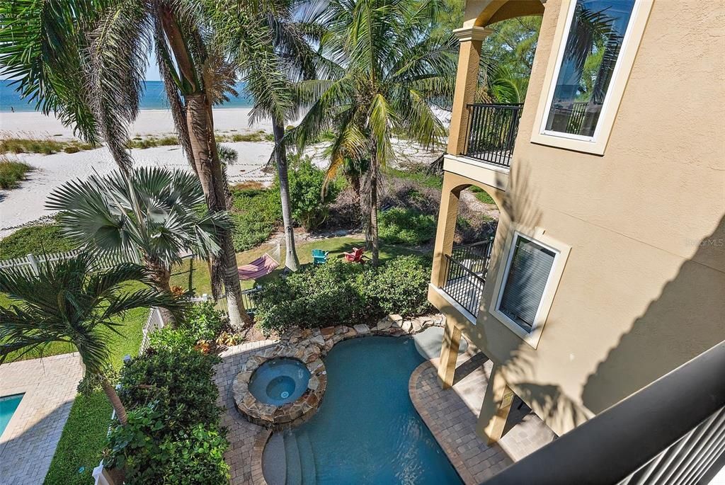 Exterior, Pool, Water