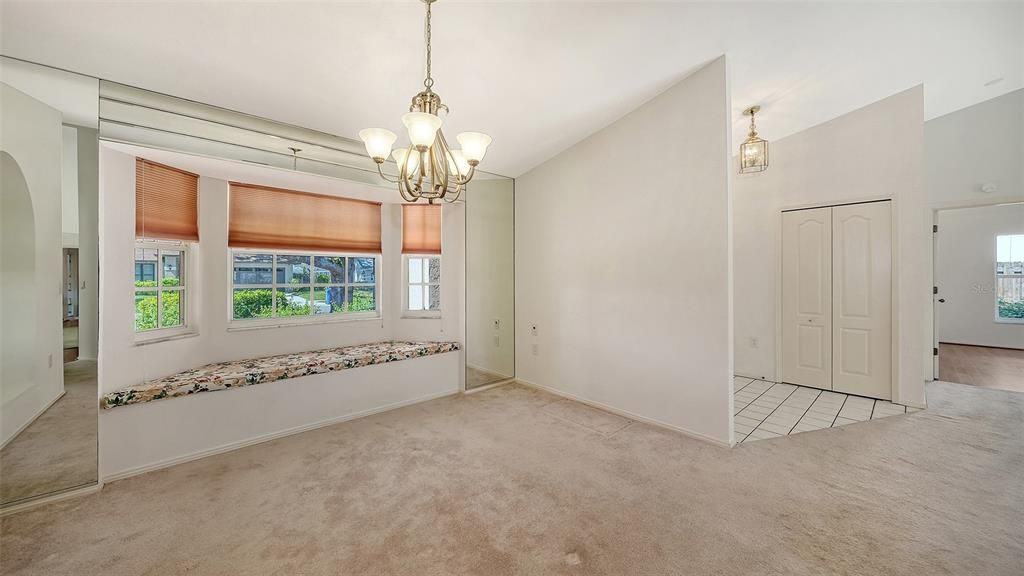 Chandelier, Empty room, Interior, Pendant Lights