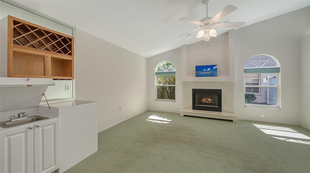 Empty room, Fireplace, Interior