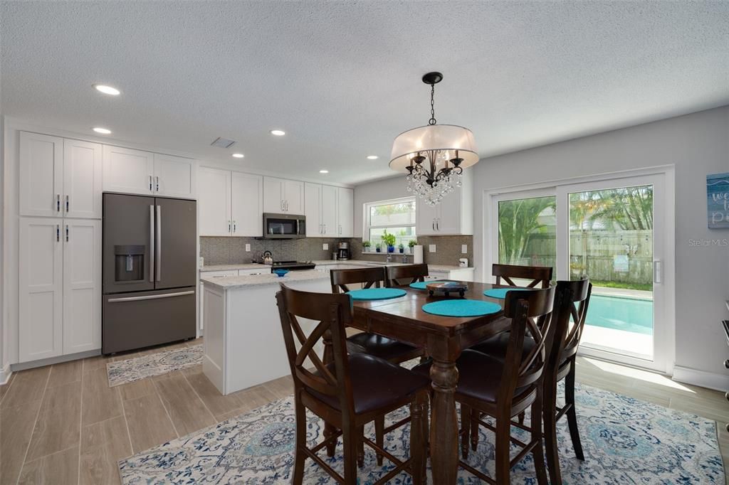 Chandelier, Dining room, Interior, Kitchen, Recessed Lighting, Wood Texture Flooring