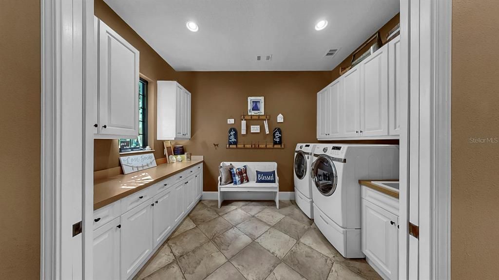 Interior, Recessed Lighting, Washer