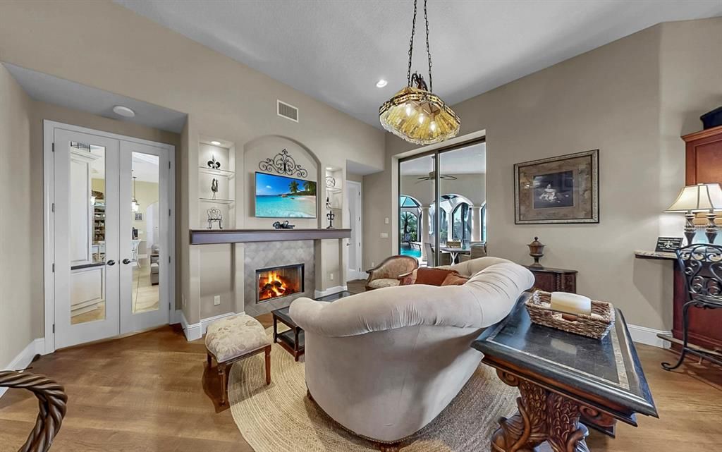 Fireplace, Interior, Living room, Pendant Lights, Recessed Lighting, Wood Texture Flooring