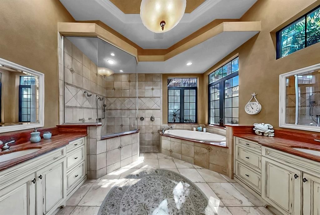 Bathroom, Dual Sink Vanities, Interior, Recessed Lighting