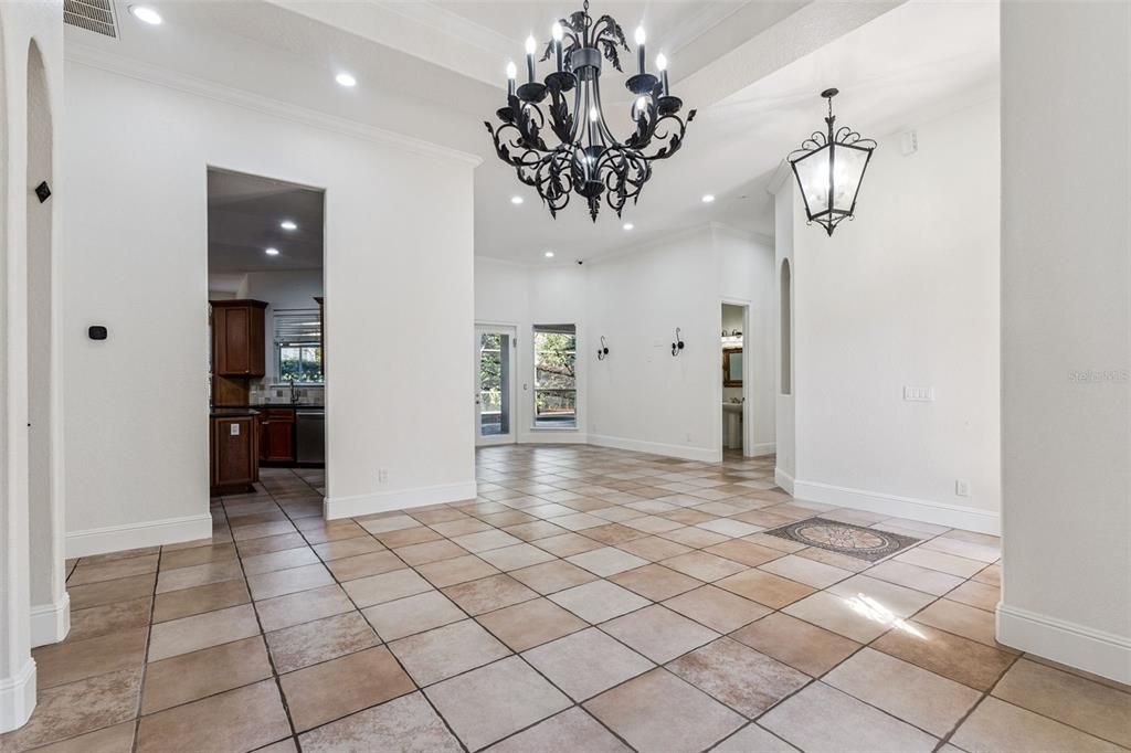 Chandelier, Empty room, Interior, Pendant Lights, Recessed Lighting
