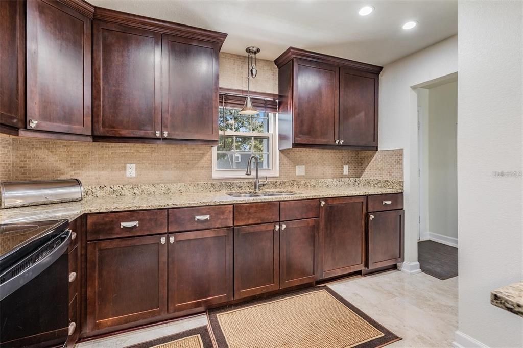 Interior, Kitchen, Pendant Lights, Recessed Lighting