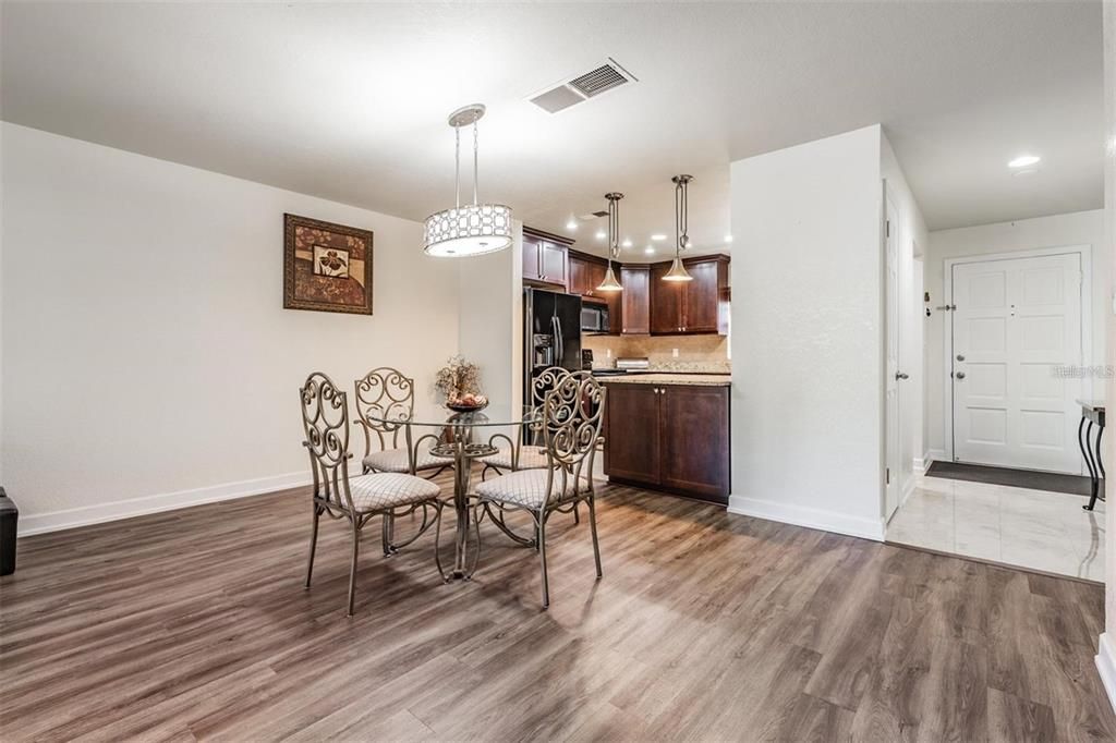 Dining room, Interior, Kitchen, Pendant Lights, Recessed Lighting, Wood Texture Flooring